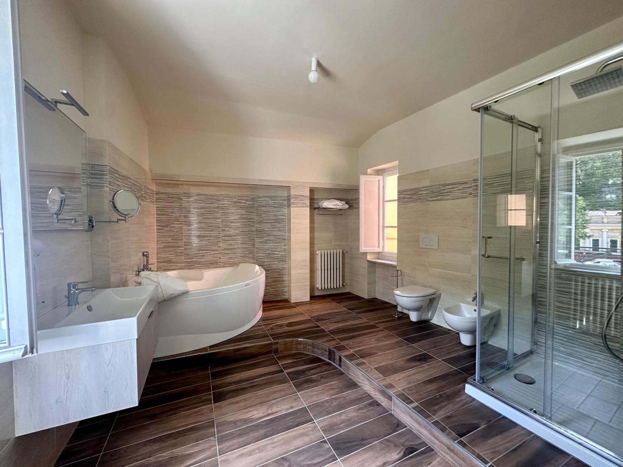 La Ninfa Hotel Bagni di Lucca Kültér fotó